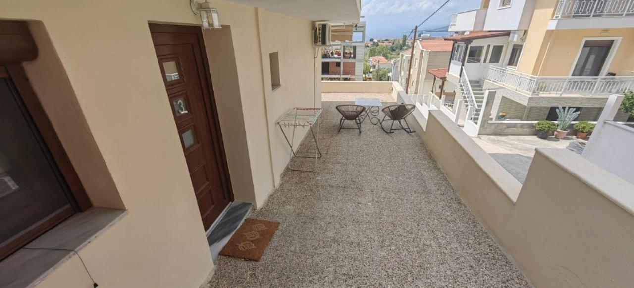 Appartamento Theasis 3 Neos Marmaras Esterno foto
